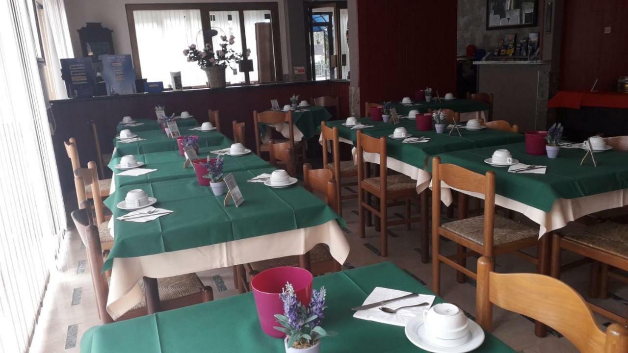 Hotel Primavera Дезенцано-дель-Гарда Экстерьер фото